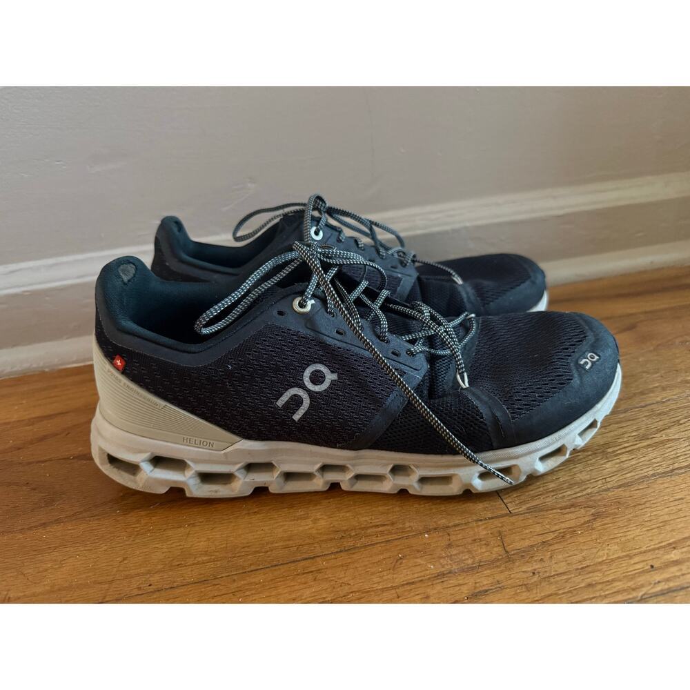 On Running Men's Black and White Cloudswift Athletic Shoes